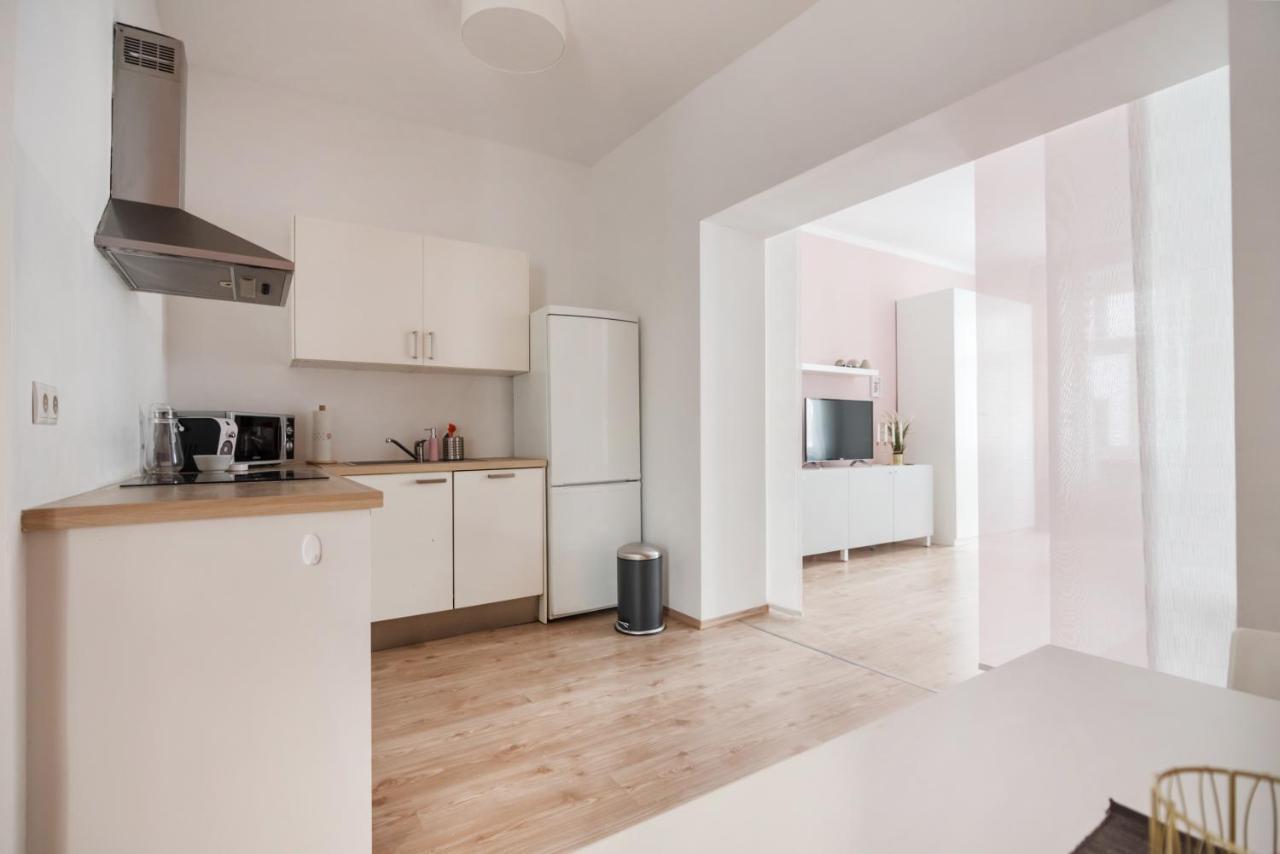 Nice Apartment In Lovely Area Viena Exterior foto